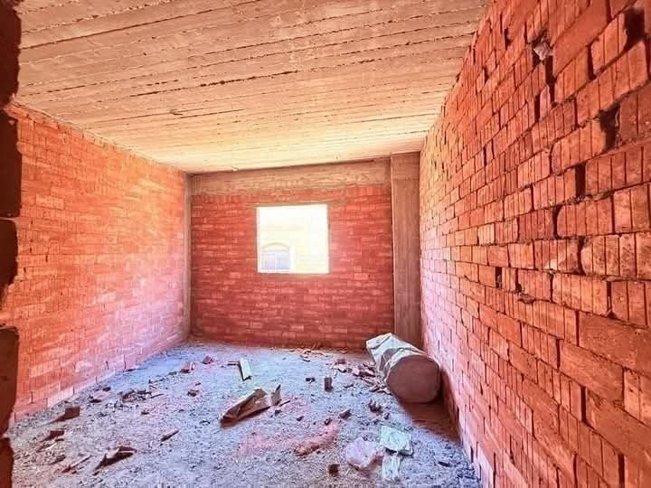 f58604b8-b541-4dec-bb61-f9a2b7fe321e